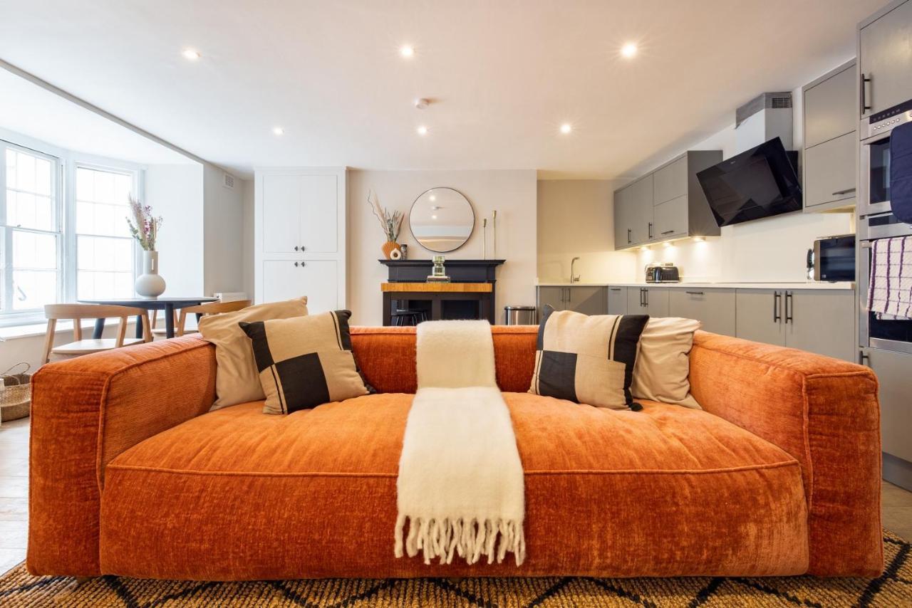 The Paddington Flat - Modern 2Bdr With Patio Daire Londra Dış mekan fotoğraf