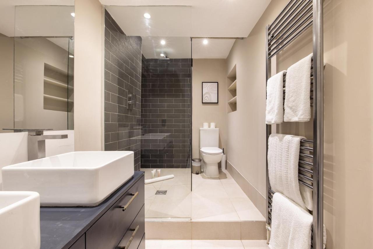 The Paddington Flat - Modern 2Bdr With Patio Daire Londra Dış mekan fotoğraf